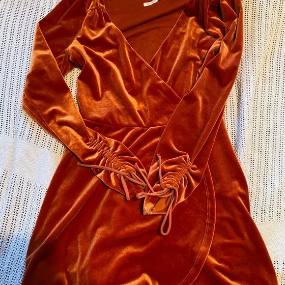 urban outfitters orange velvet dress Urban Outfitters | Dresses | Uo Orange Crushed Velvet Bodycon Dress